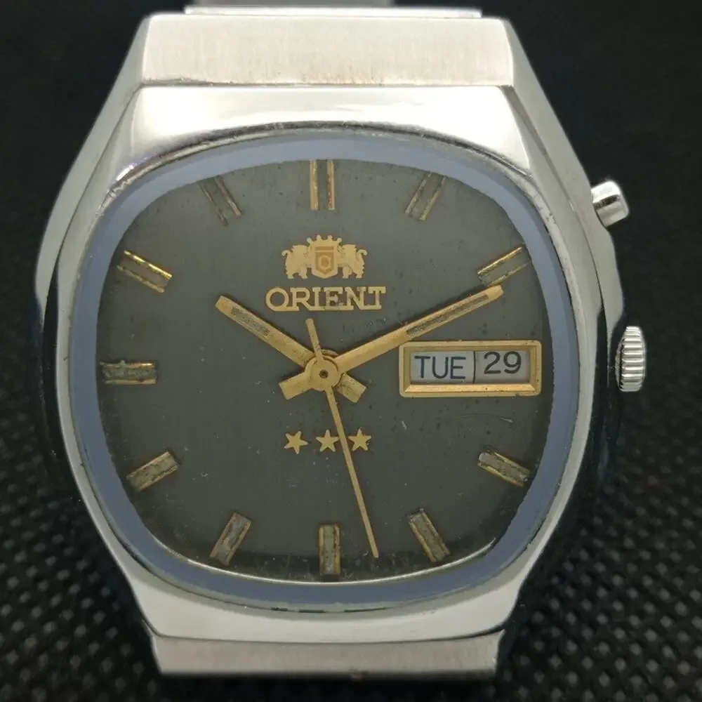 Vintage 1989 Orient Automatic Mens Silver Watch W/daydate & Gold accents